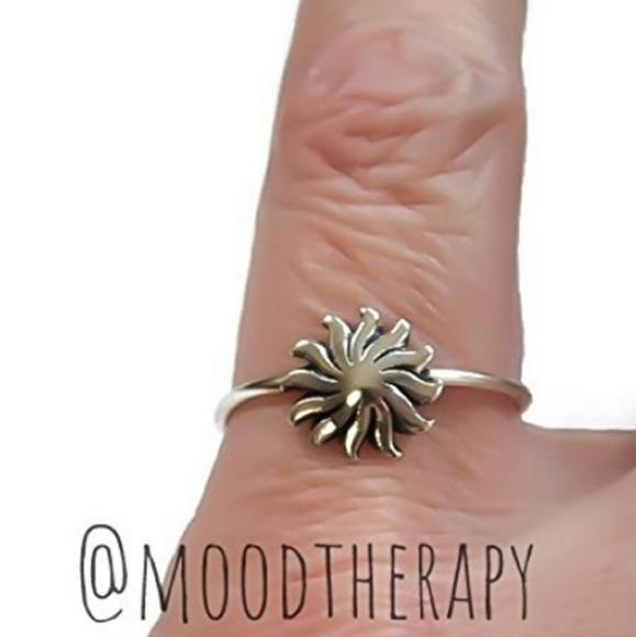 Sterling Silver Tribal Ring, size 7 - Picture 2 of 6